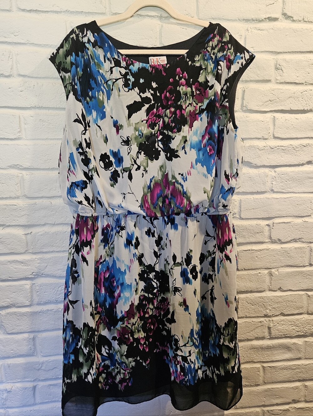 R&K Originals plus size 2X 20W, black, white, pink, blue dress